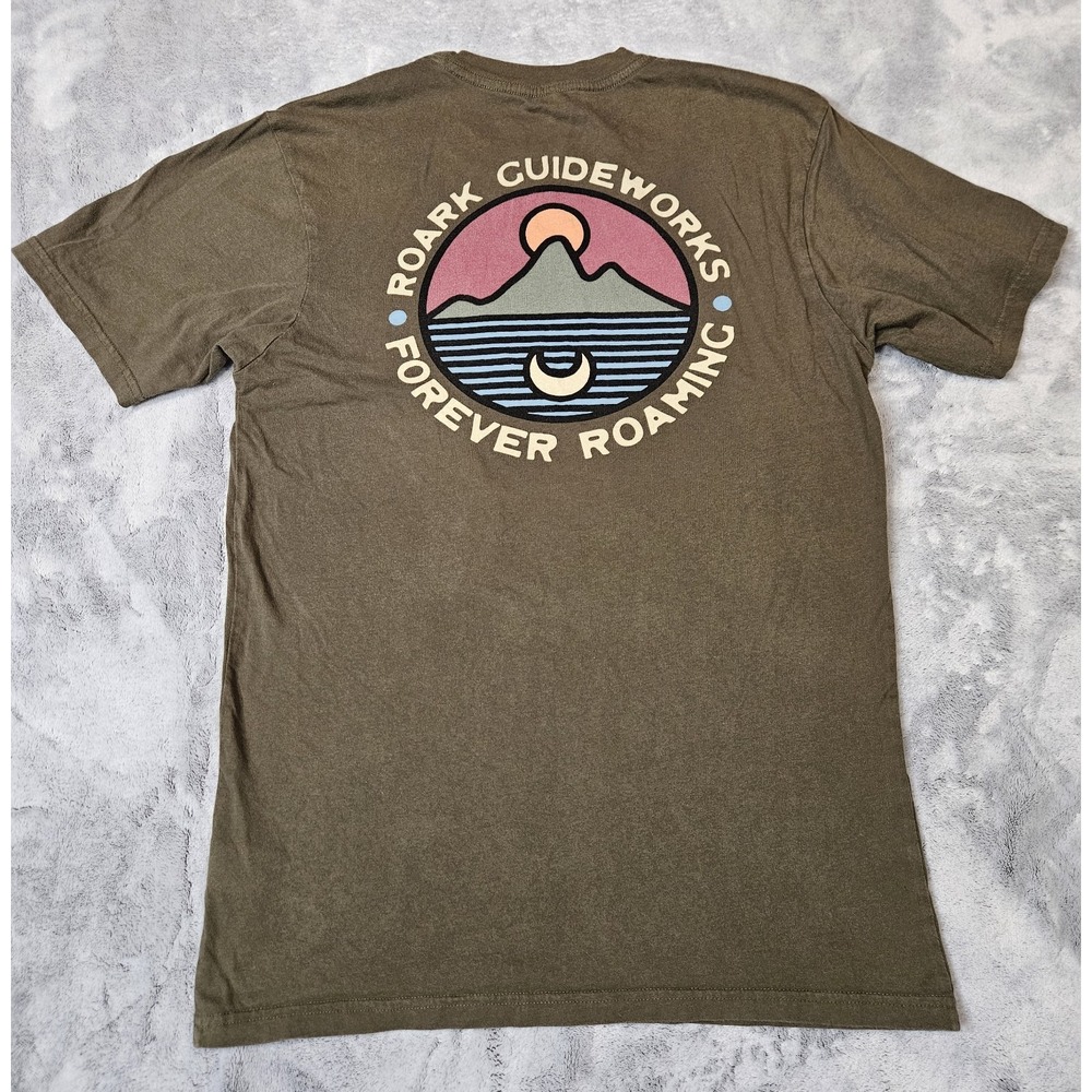 Roark Men's Graphic T-Shirt Size Small Dark Green